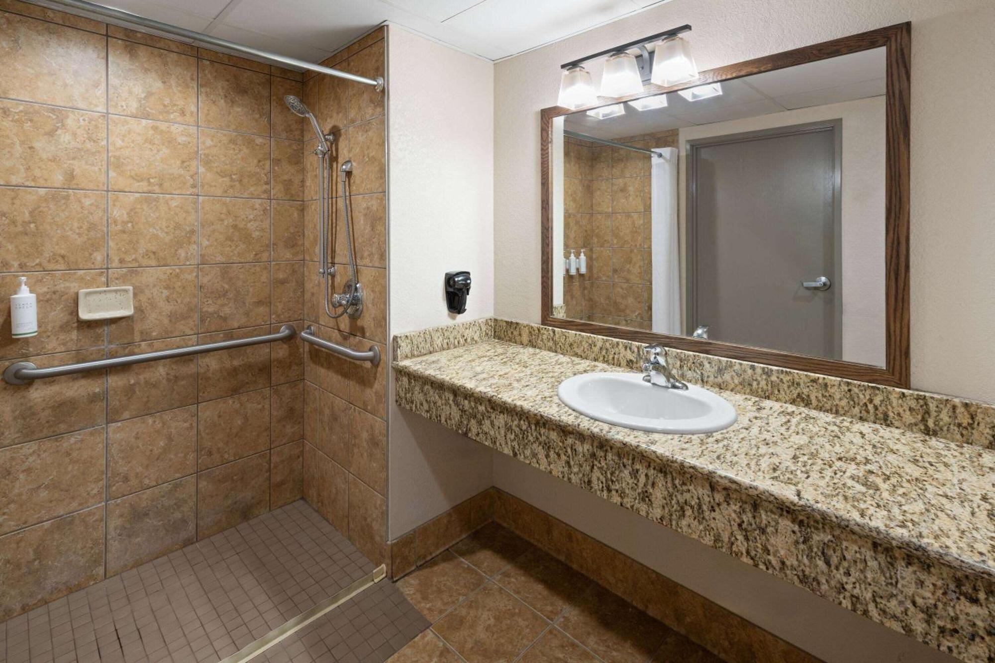 Days Inn & Suites By Wyndham Bozeman Eksteriør bilde